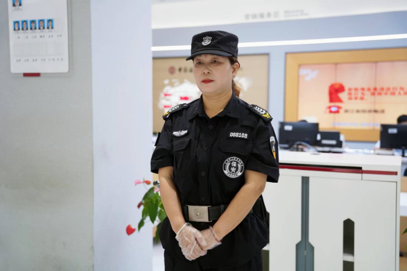 【你好，守门人】专栏③丨“建”功在岗，“群”心守护——女安保队长朱建群的守门日志 发布时间：2026-07-16 09:02:00